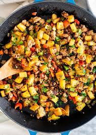 🎁 Sausage, Pepper and Potato Breakfast Hash (100% off)